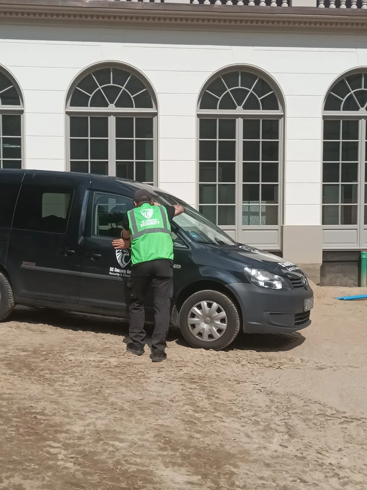 Sicherheitsmitarbeiter im Objektschutz in Kiel